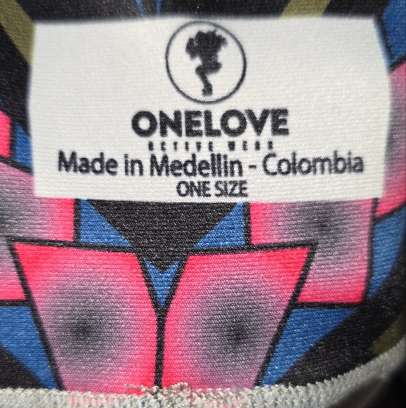 ONE LOVE- Colorful Patterned Leggings - Picture 3 of 3